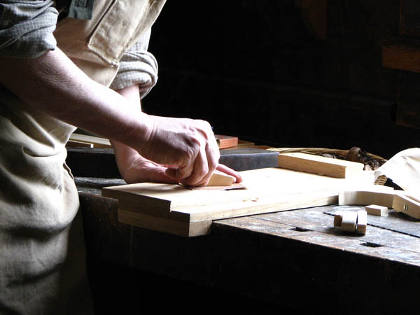 Nuestra <strong>carpintería de madera en  Arenys de Mar</strong> es una empresa de <strong>herencia familiar</strong>, por lo que  contamos con gran <strong>experiencia </strong>en la profesión.